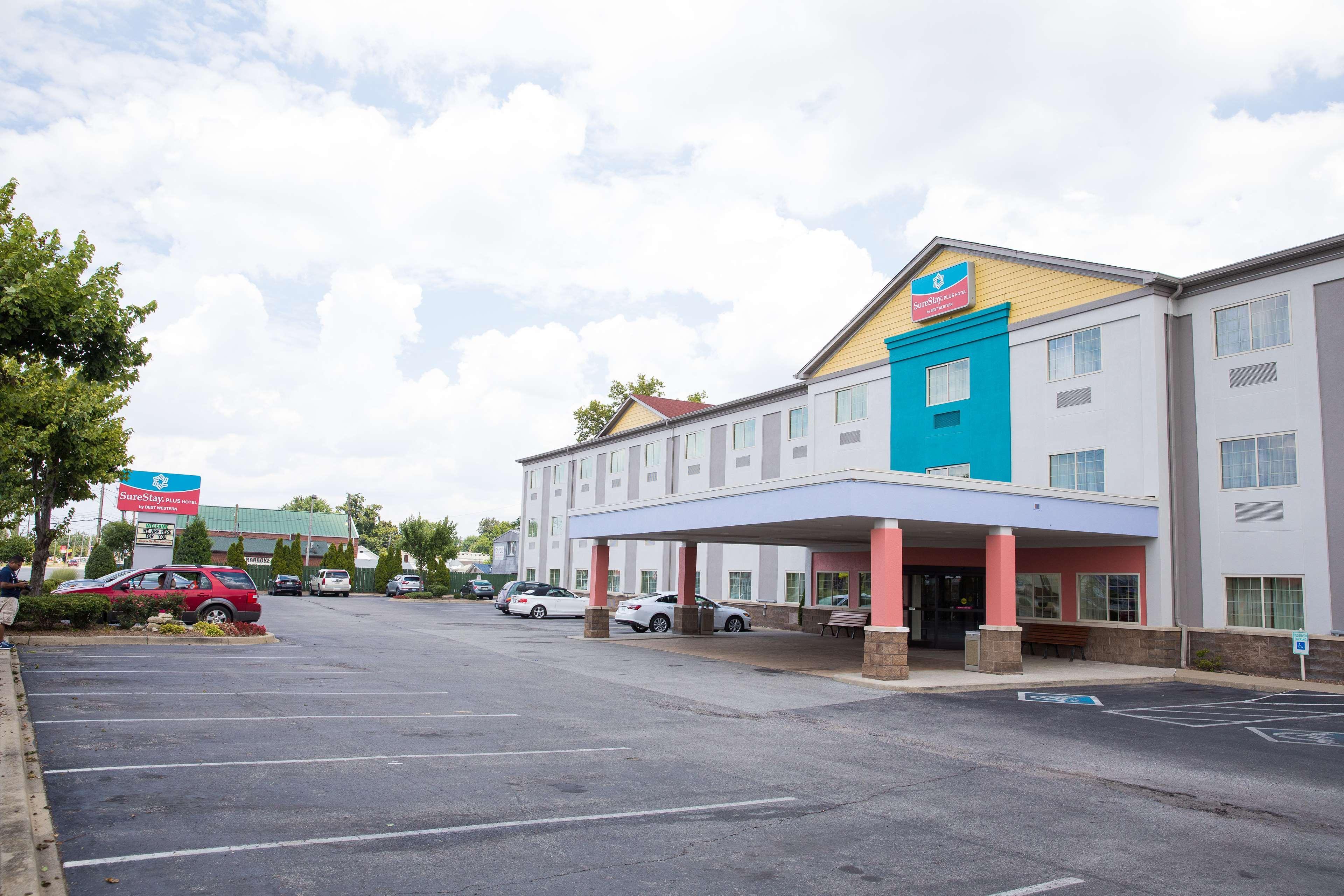 Surestay Plus By Best Western Louisville Airport Expo Exterior photo